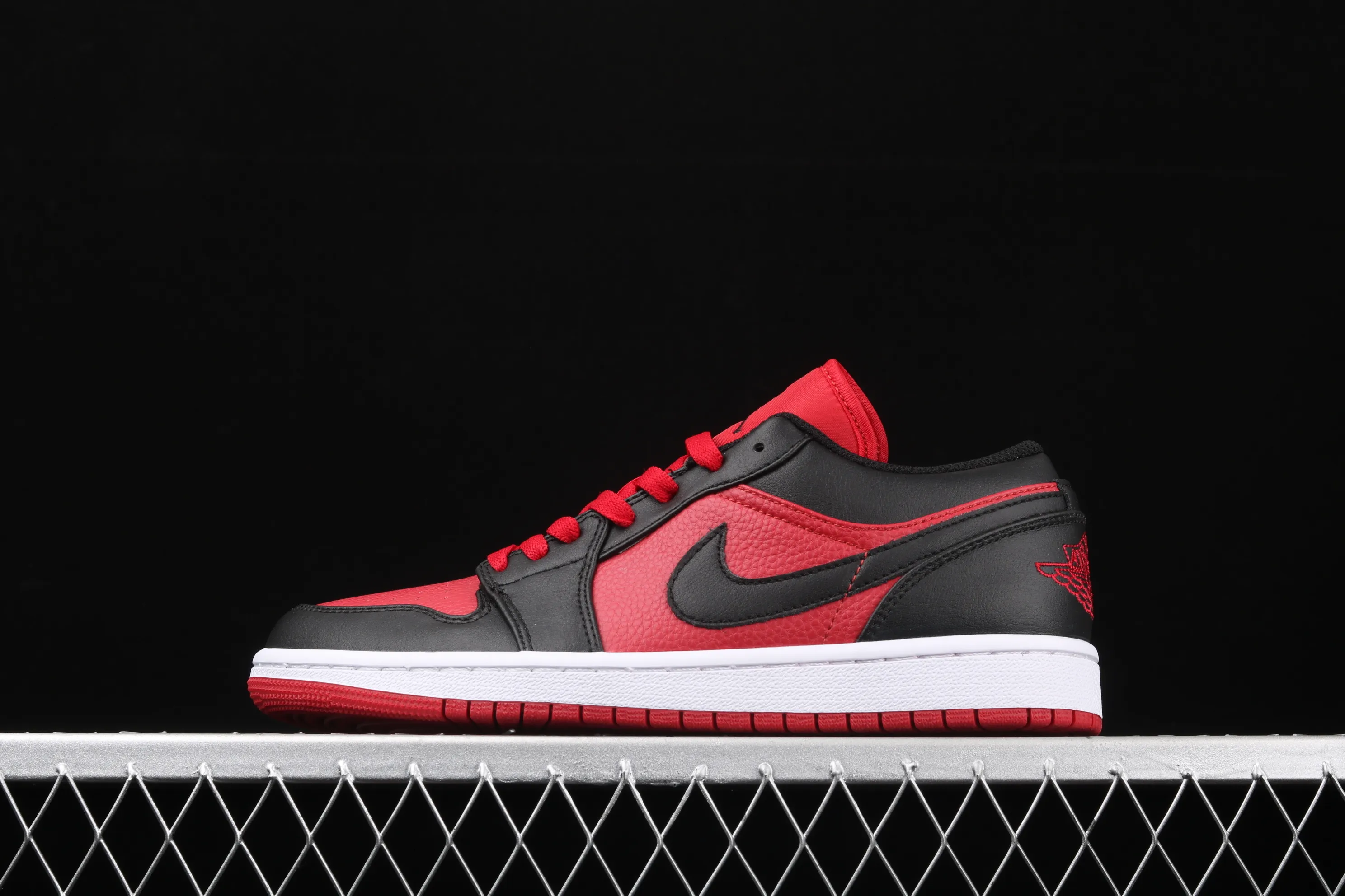 All categories Air Jordan Jordan series basketball shoes Air Jordan 1 Low New version Air Jordan 1 Low AJ1 Joe 1 low top leather cultural and leisure sports sneakers 553558-610